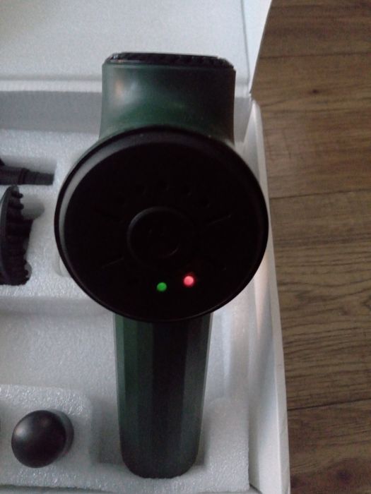 Pistolet do masażu mięśni 6 głowic WELTEAYO