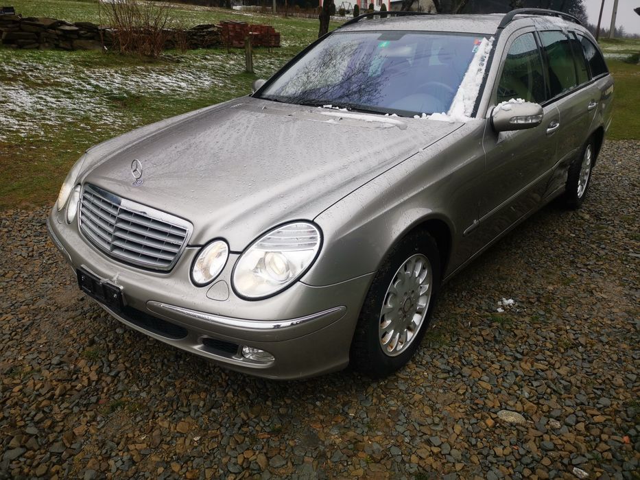 Mercedes Benz E320 4matic