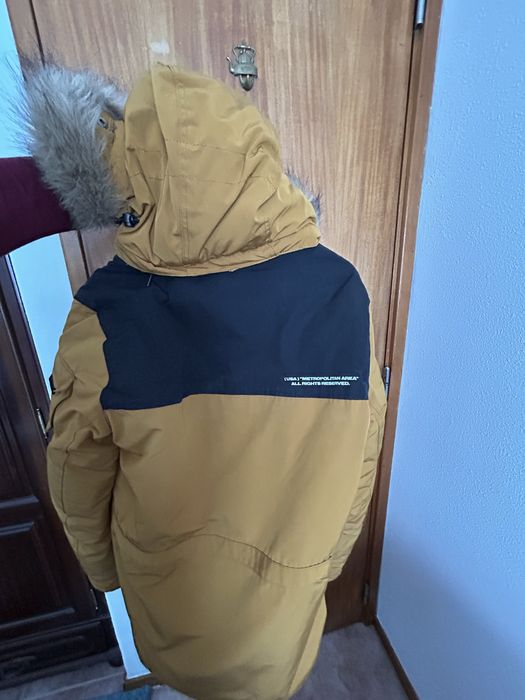 Casaco Impermeável New Yorker