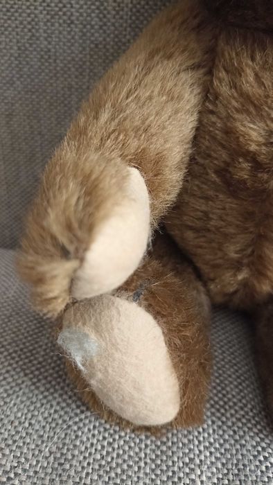 Ведмедик мохеровий з піщиком Steiff