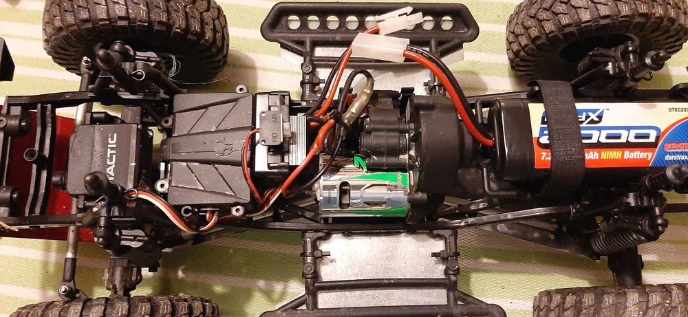 RC Axial scx10 1.10th 4wd