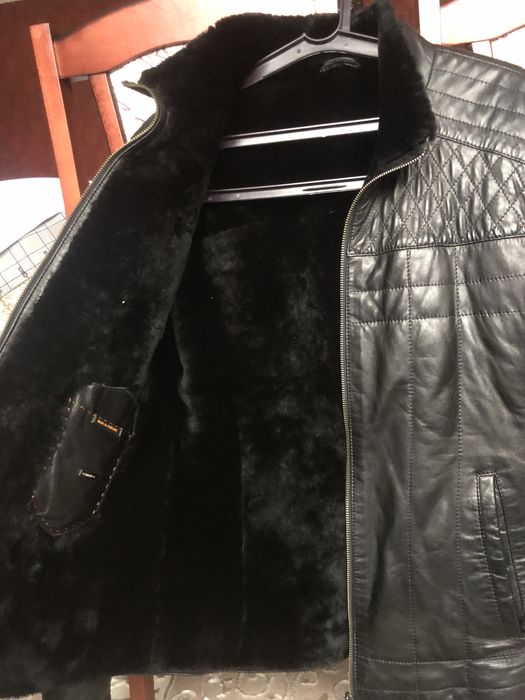 Шкіряна куртка.