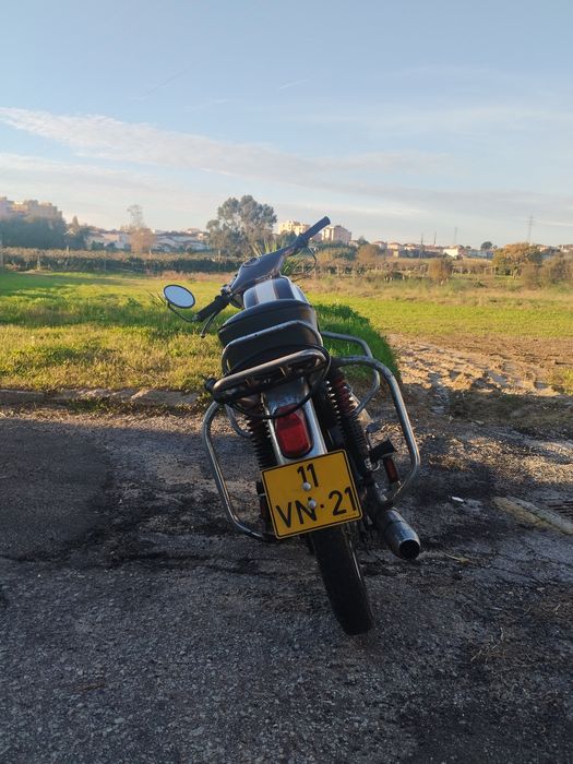 Vendo Zundapp Titan em bom estado, legalizada e a funcionar