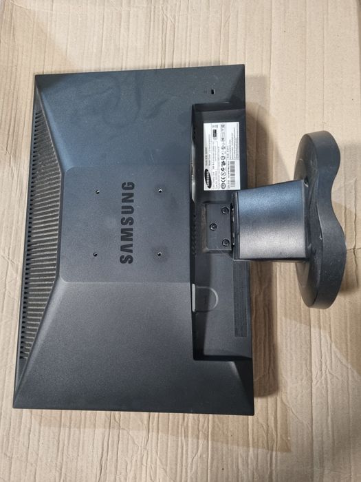 Монітор 19 " Samsung Відеонагляд Екран