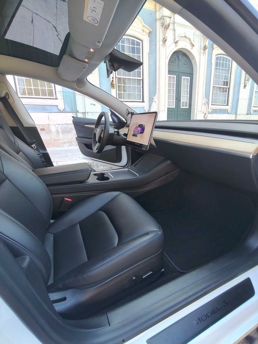 Tesla Model 3 Long Range