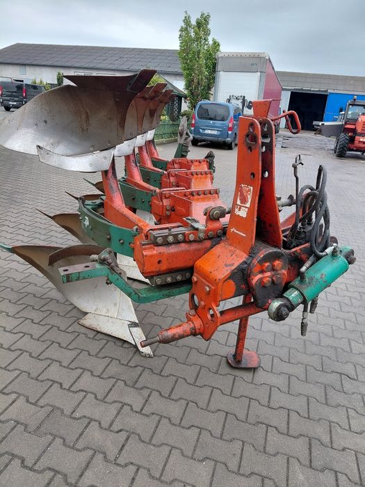 Pług 4 skibowy Kverneland E 160