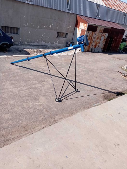 Шнековий завантажувач,погрузчикзерна,протруювач,підборщик.Ø133,159