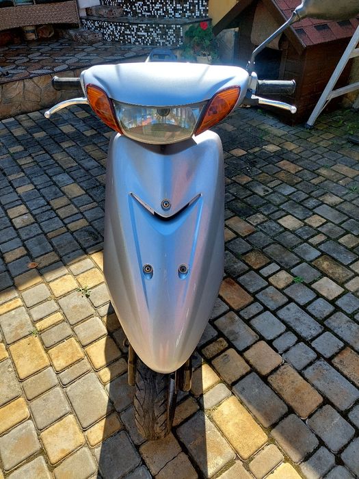 скутер YAMAHA jog sa 16