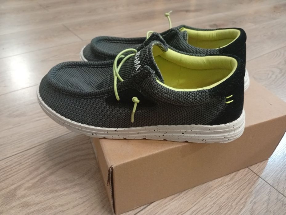 Nowe buty mokasyny