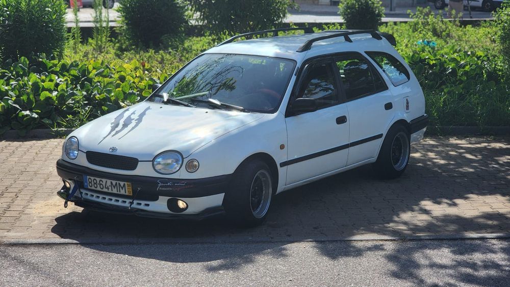 Toyota Corolla e11 wagon a venda
