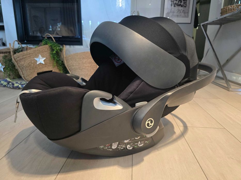 Fotelik Cybex Cloud Z i-Size z wkładką dla noworodka