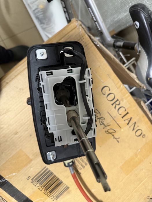 Audi A6 S6 C7 lewarek wybierak zmiany biegów linka automat