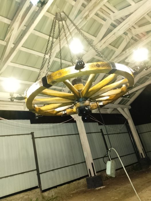 Люстра з дуба 90 см. ручна робота.