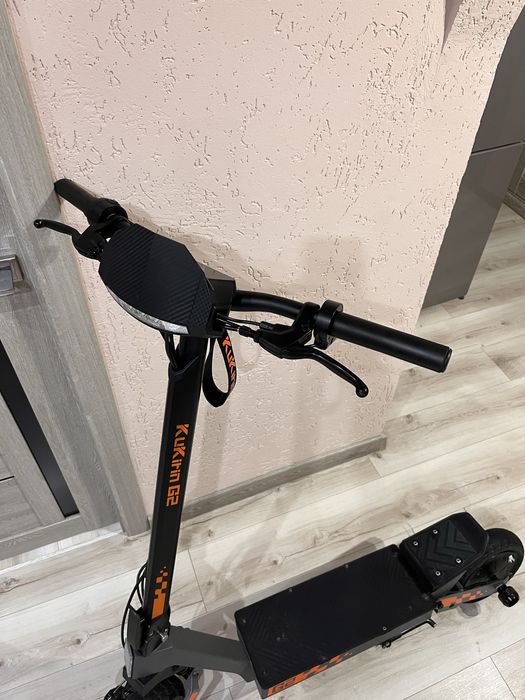 Електросамокат kugoo g2