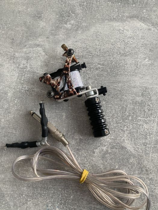 Тату-машинка для начинающих + полный комплект (б/у)