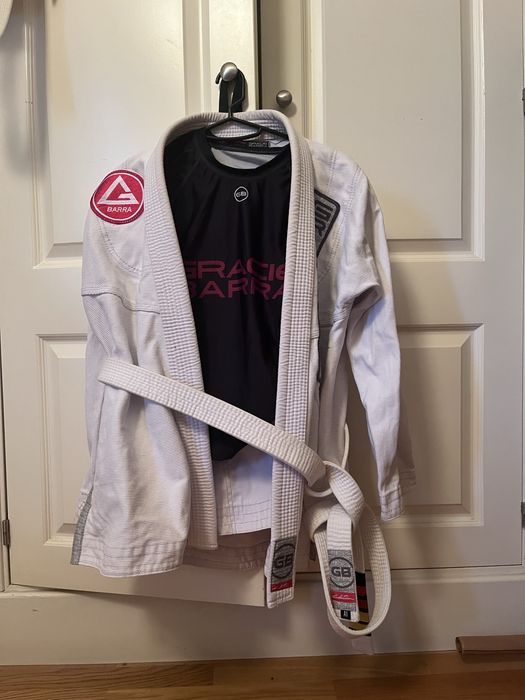 Dois Kimonos Jiu jitsu Gracie Barra