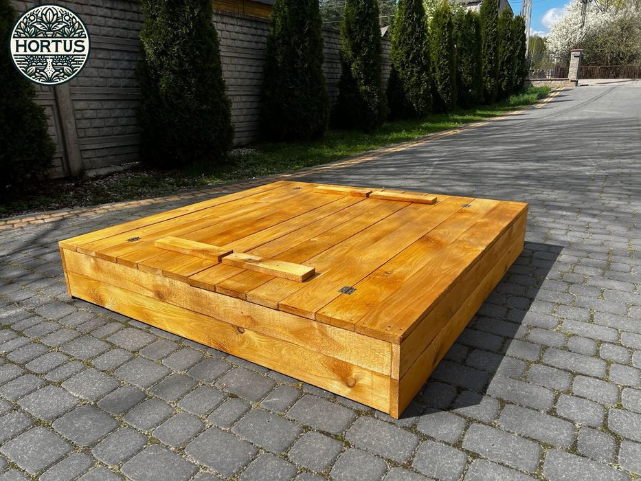 Piaskownica drewniana składana zamykana z ławeczkami