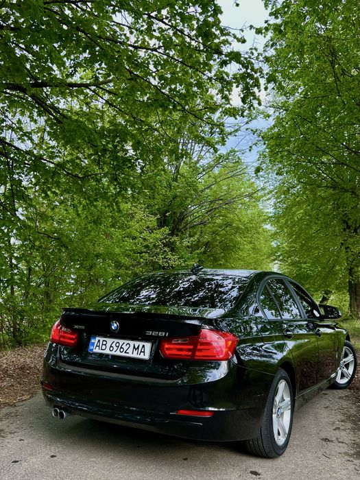 Продам BMW F30 328i xDrive 2013-го року
