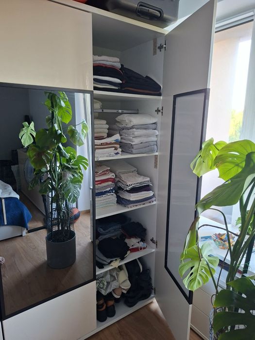 REZERWACJA Biała szafa w połysku