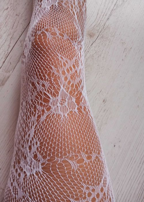 Śliczne białe rajstopy koronkowe sexi