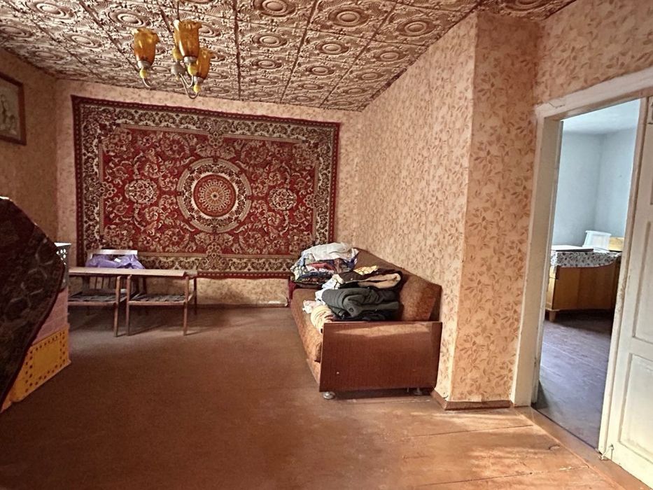 Продам будинок з великою територією