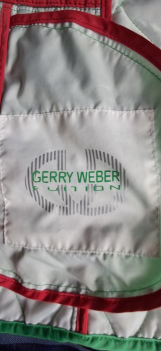 Damski bezrękawnik firmy Gerry Weber.