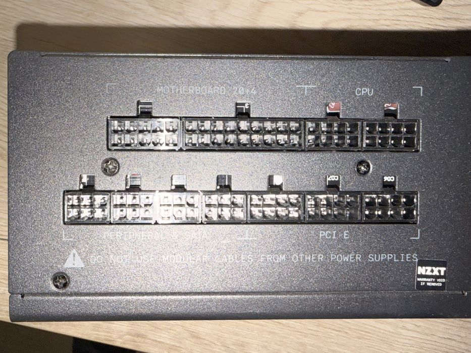 Блок живлення NZXT C750 750W 80+ Gold модульний ATX