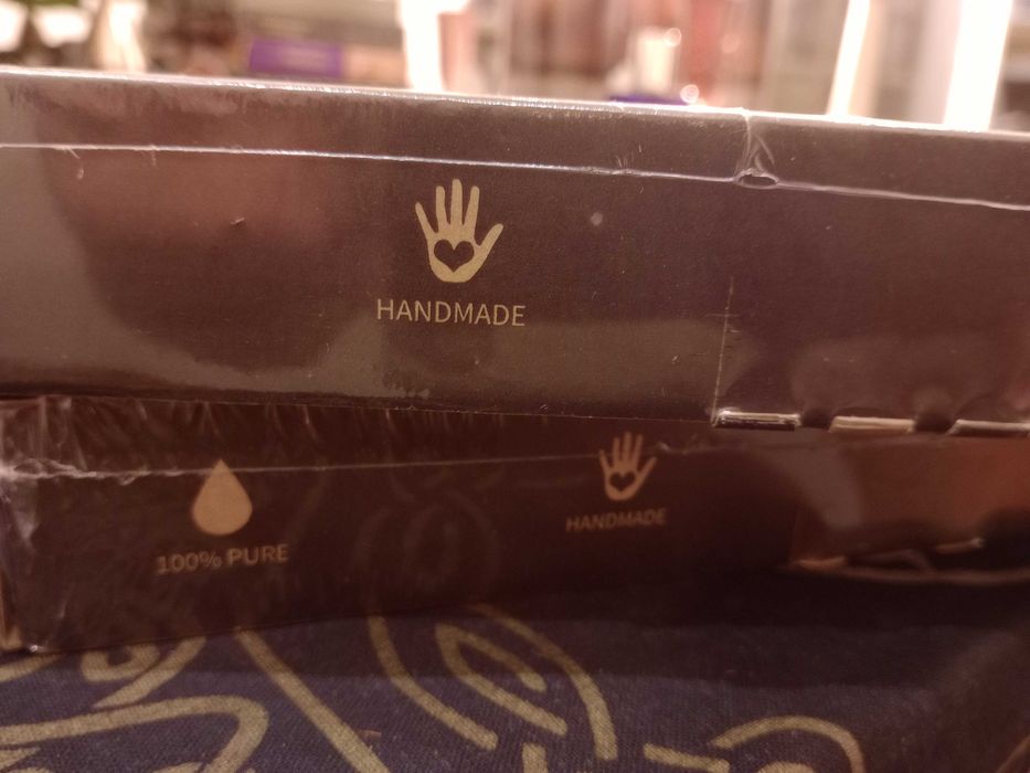 Box Kit Autocuidado - produto artesanal fabricado no Reino Unido