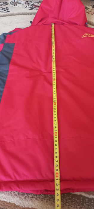 Чоловіча зимова куртка