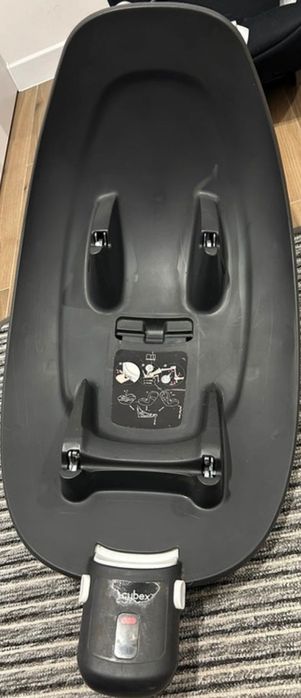 Fotelik samochodowy Cybex + baza M