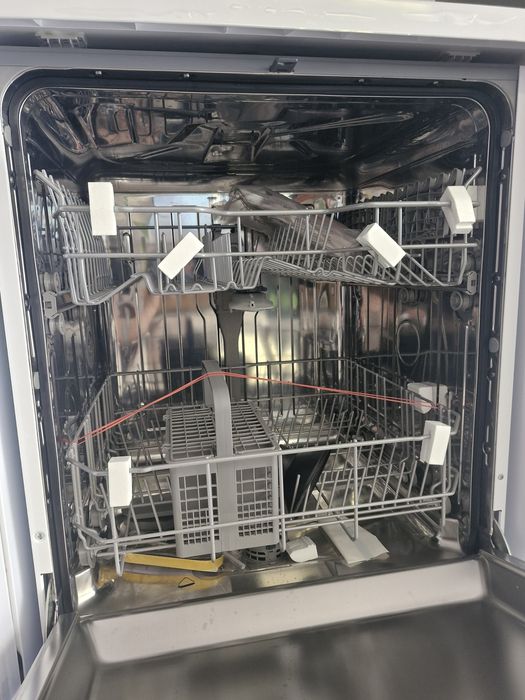 Máquina de lavar loica indesit