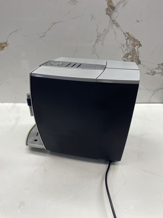 Кавомашина Jura Impressa J5