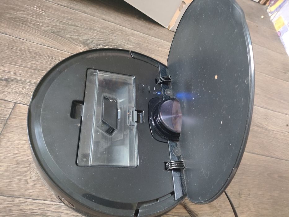 Робот пылесос Midea M7