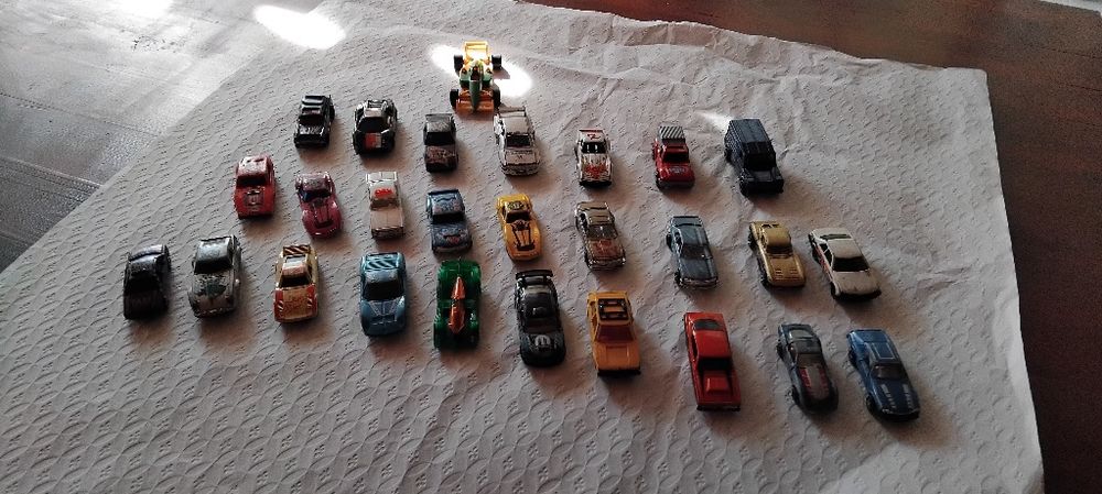 Carrinhos miniatura