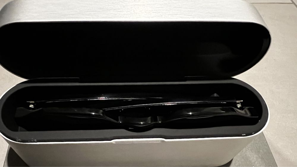 Aether's R1 - luksusowe okulary z wbudowanym systemem audio