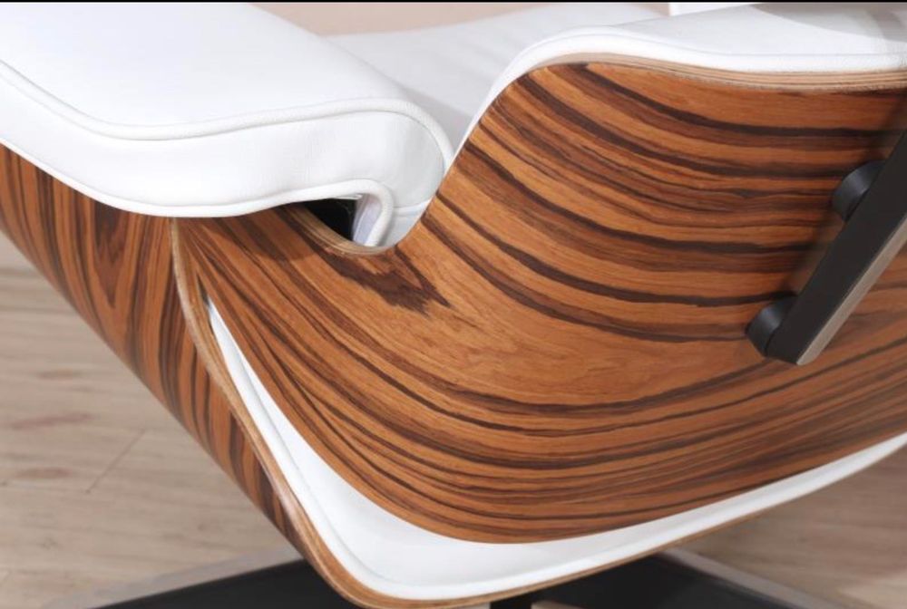 Poltrona Eames Lounge - Pele genuina - Versão XL - Nova