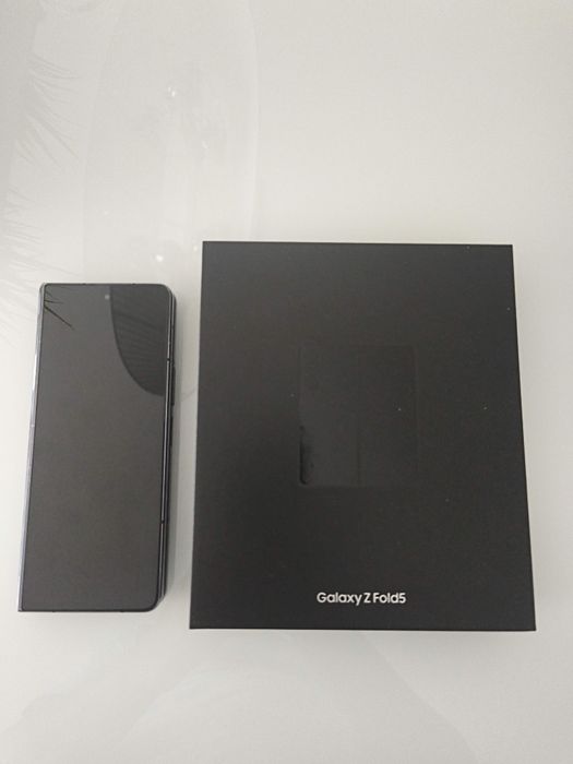 Smartphone Samsung Galaxy Z Fold 5 Preto