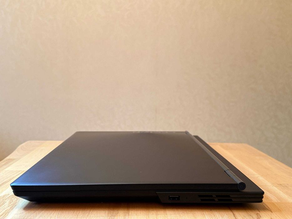Lenovo Legion Y540 17 16gb 1tb ssd 1660ti i7 9750h