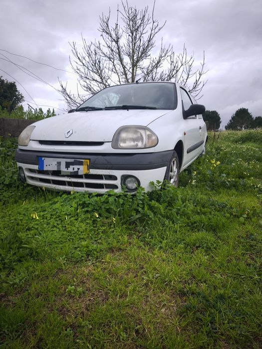 Renault Clio 2   1.9D  de 1999 Comercial