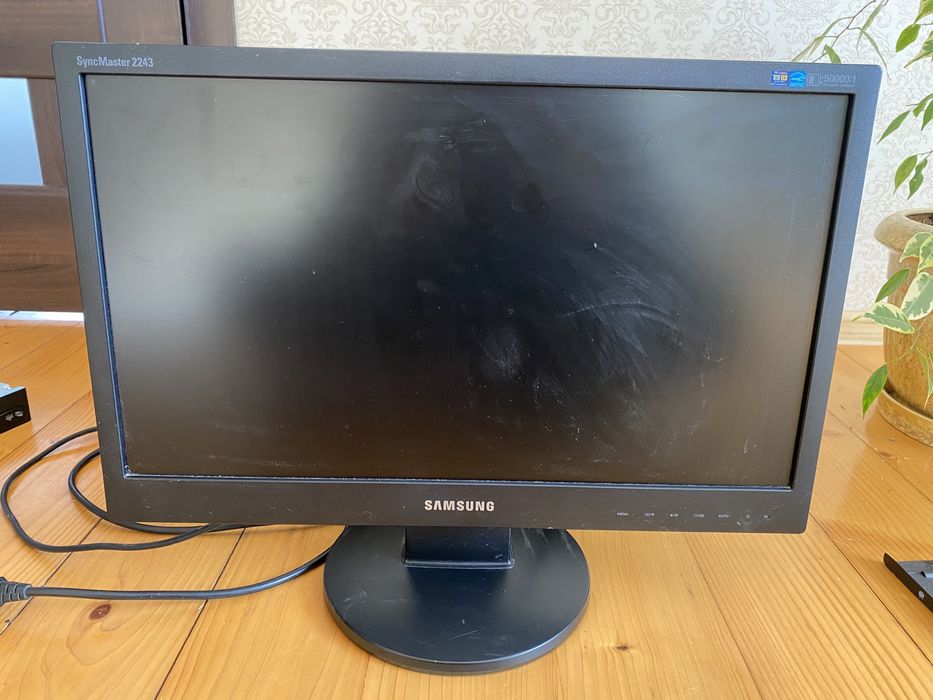 Монітор Samsung Sync Master 2243
