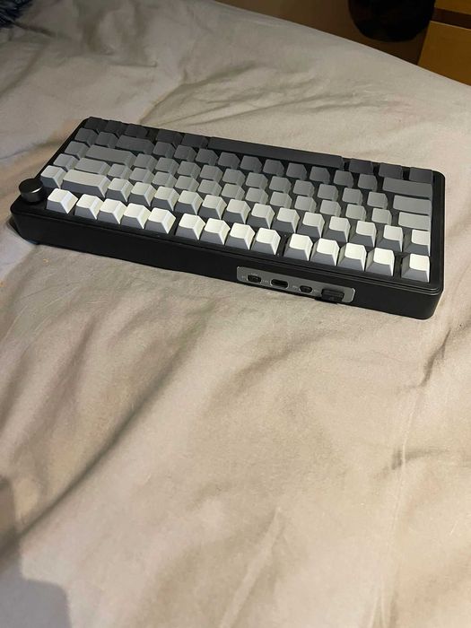 Teclado AJAZZ x ATTACK SHARK X85