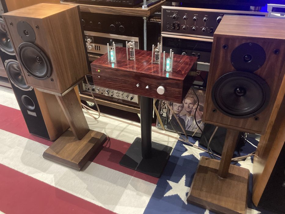 Retrospekcja Zestaw lampowy manufaktura . Ladne Stereo.