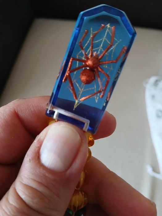 Чётки перекидные с оргстекла.