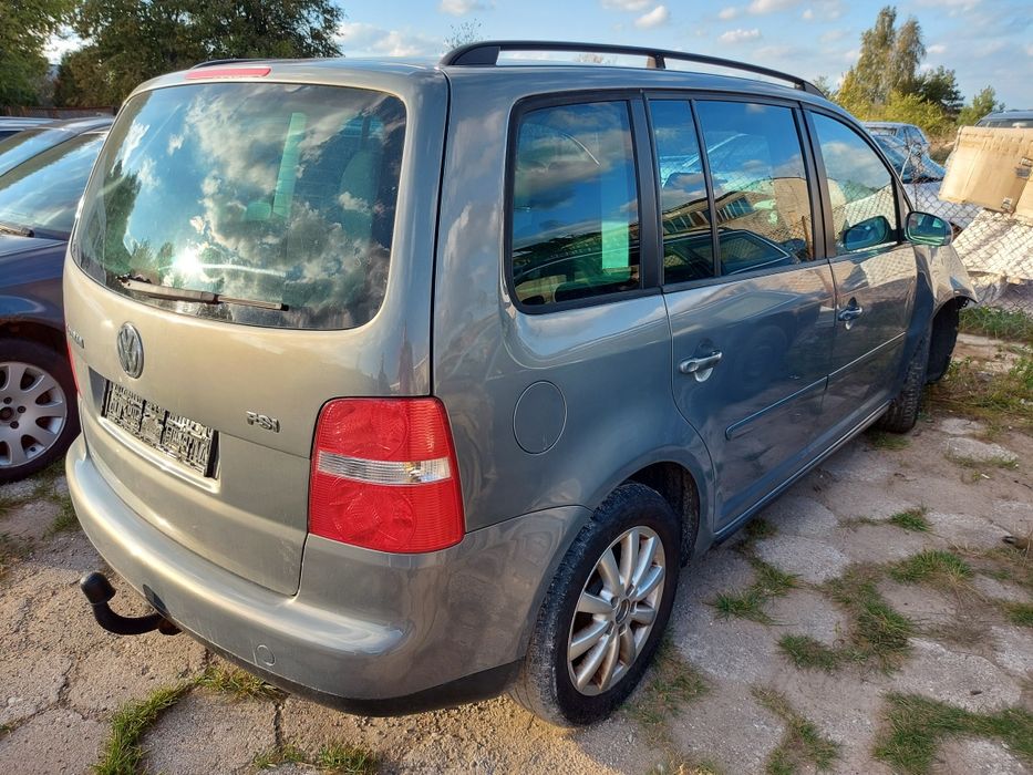 Vw Touran na części 1.6 fsi LA7X Gołdap Kośmidry • OLX.pl