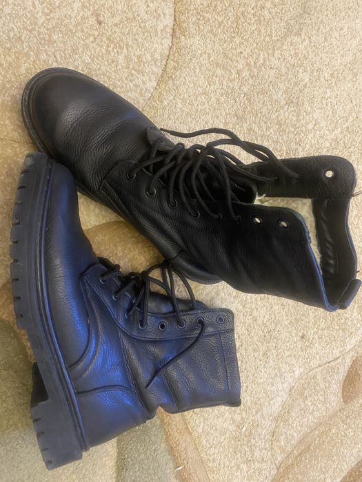 Продам зімові черевикі,(берци)