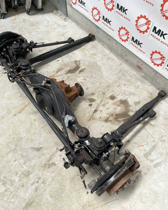 Eixo traseiro completo Nissan Navara 2.3DCI (D23) NP300 Ano: 2017