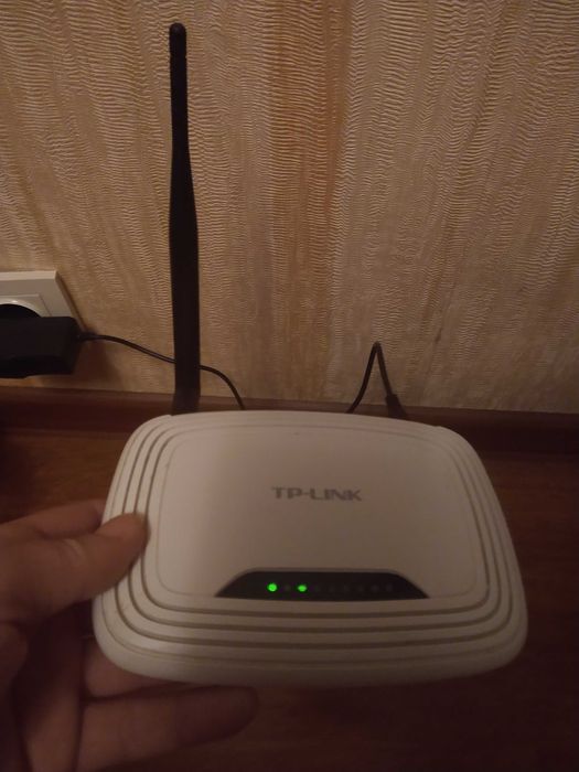 Маршрутизатор Wi-Fi роутер TP-Link TL-WR741ND модем