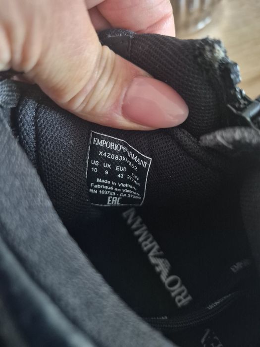 Buty  Emporio Armani 43 czarne