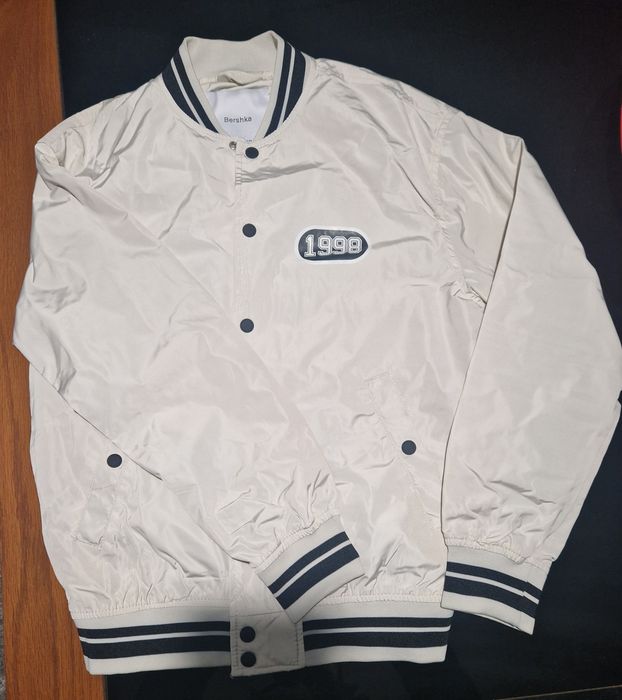Blusão de homem (marca Bershka)