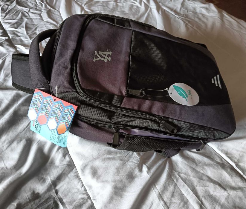 Mochila escolar Auchan - Nova c/ etiqueta